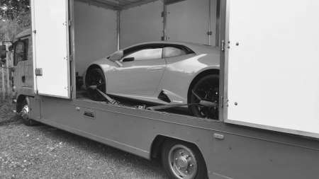 B W lambo on ea63